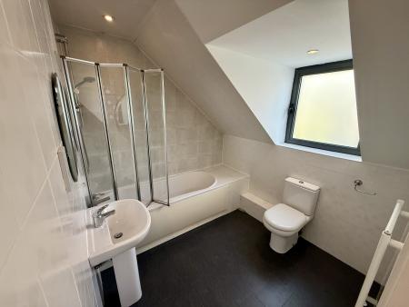 4 Bedroom Apartment