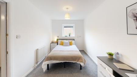 Townhouse 6 bed student flat to rent on Norfolk Park Road, Sheffield, S2