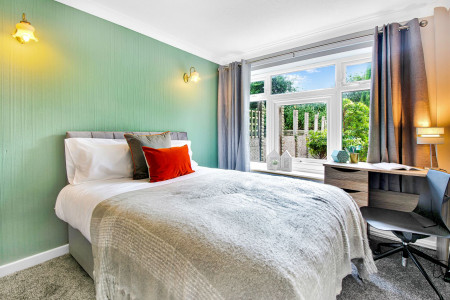 4 Bedroom Apartment
