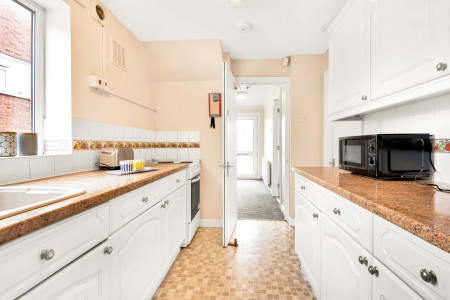 4 Bedroom Apartment