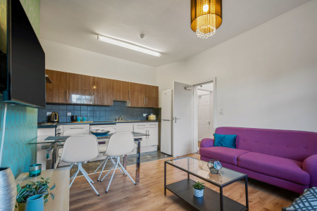 4 Bedroom Apartment