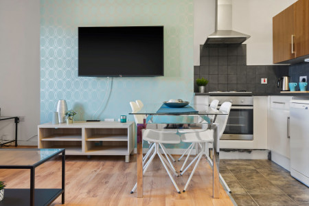 4 Bedroom Apartment