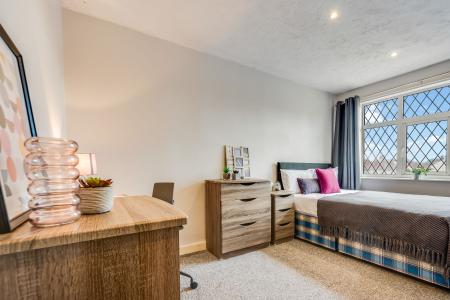 3 Bedroom Apartment