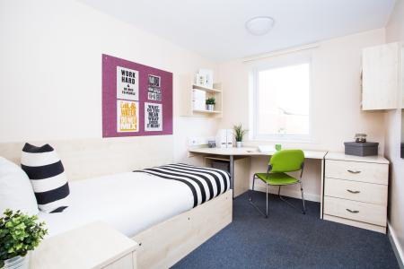 2 Bedroom Apartment