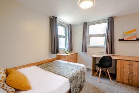 4 Bedroom Apartment