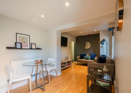 4 Bedroom Apartment