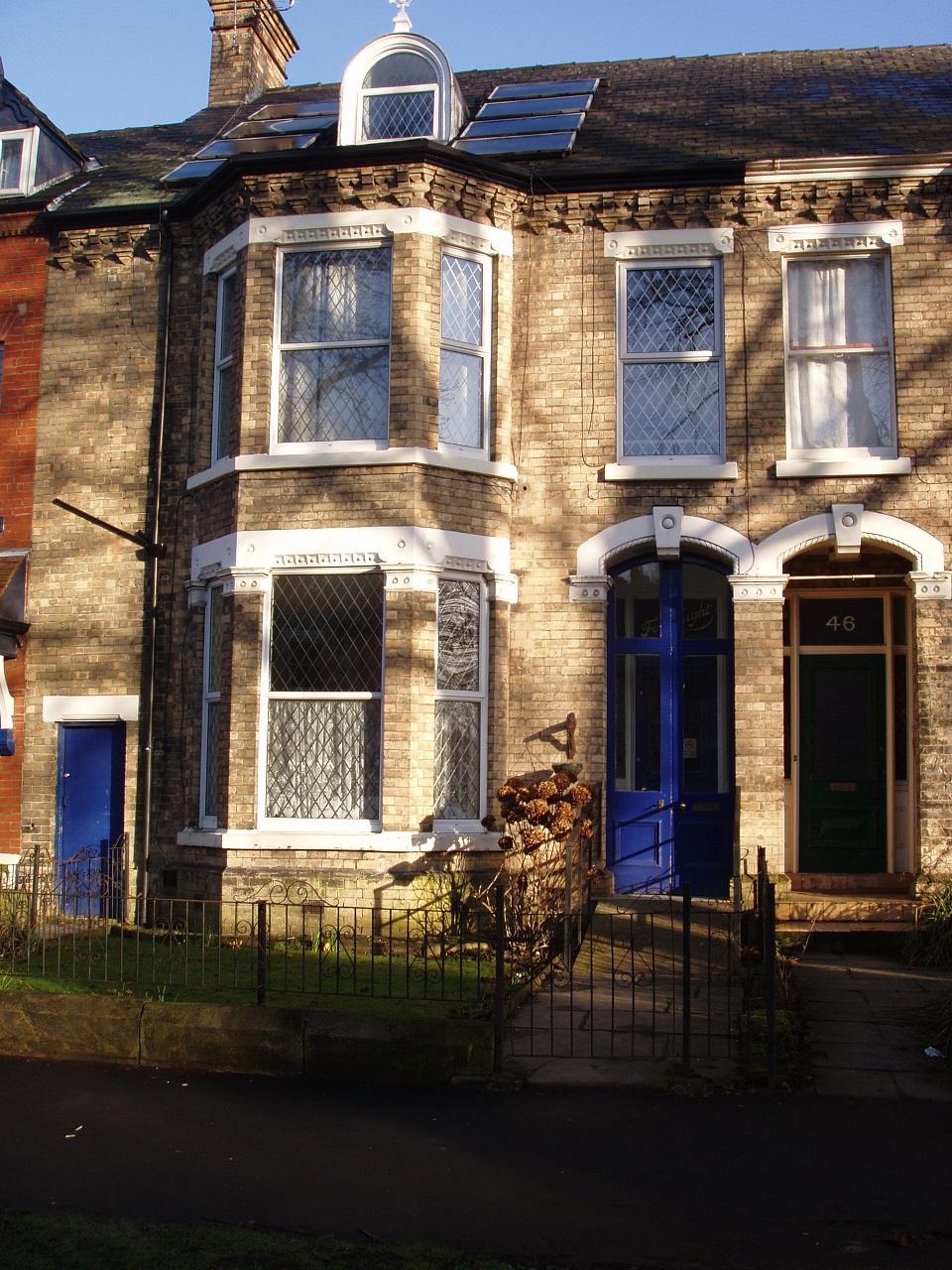 8 bed student house to rent on Westbourne Avenue, Hull, HU5 3HR StuRents