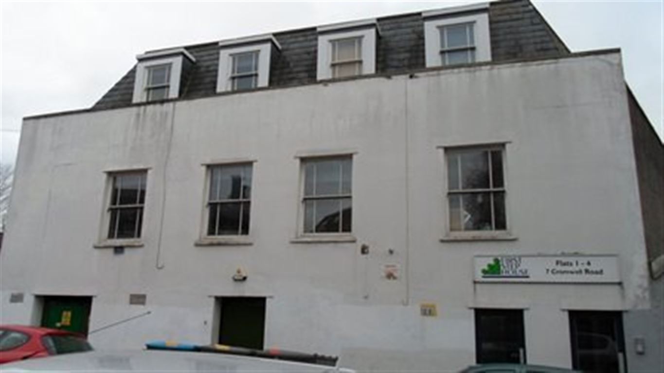 5 bed student house to rent on Cromwell Road, Bristol, BS6 5HD StuRents