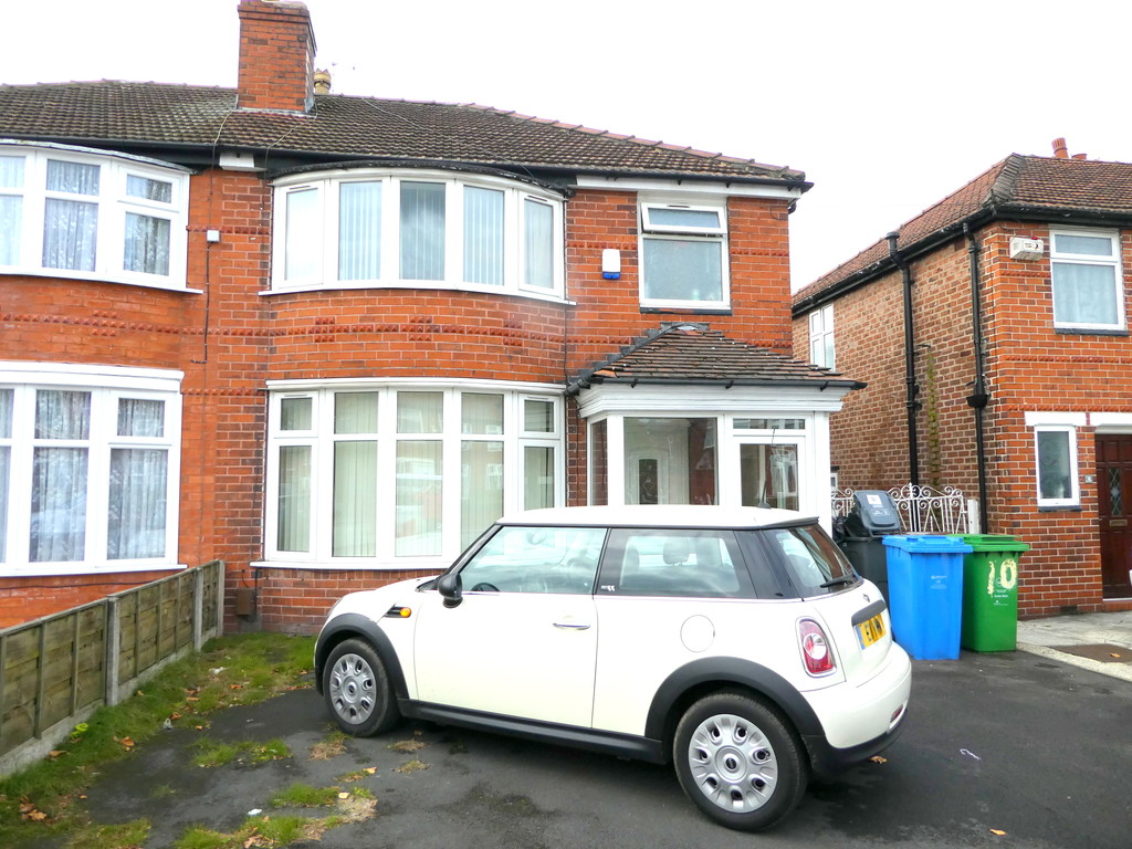 6 bed student house to rent on Parrs Wood Road, Manchester, M20 4NJ StuRents