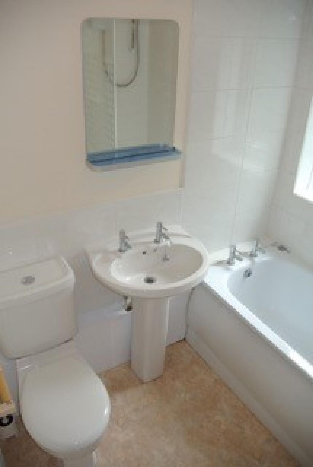 2 bed student house to rent on Calderdale, Nottingham, NG8 2TU StuRents