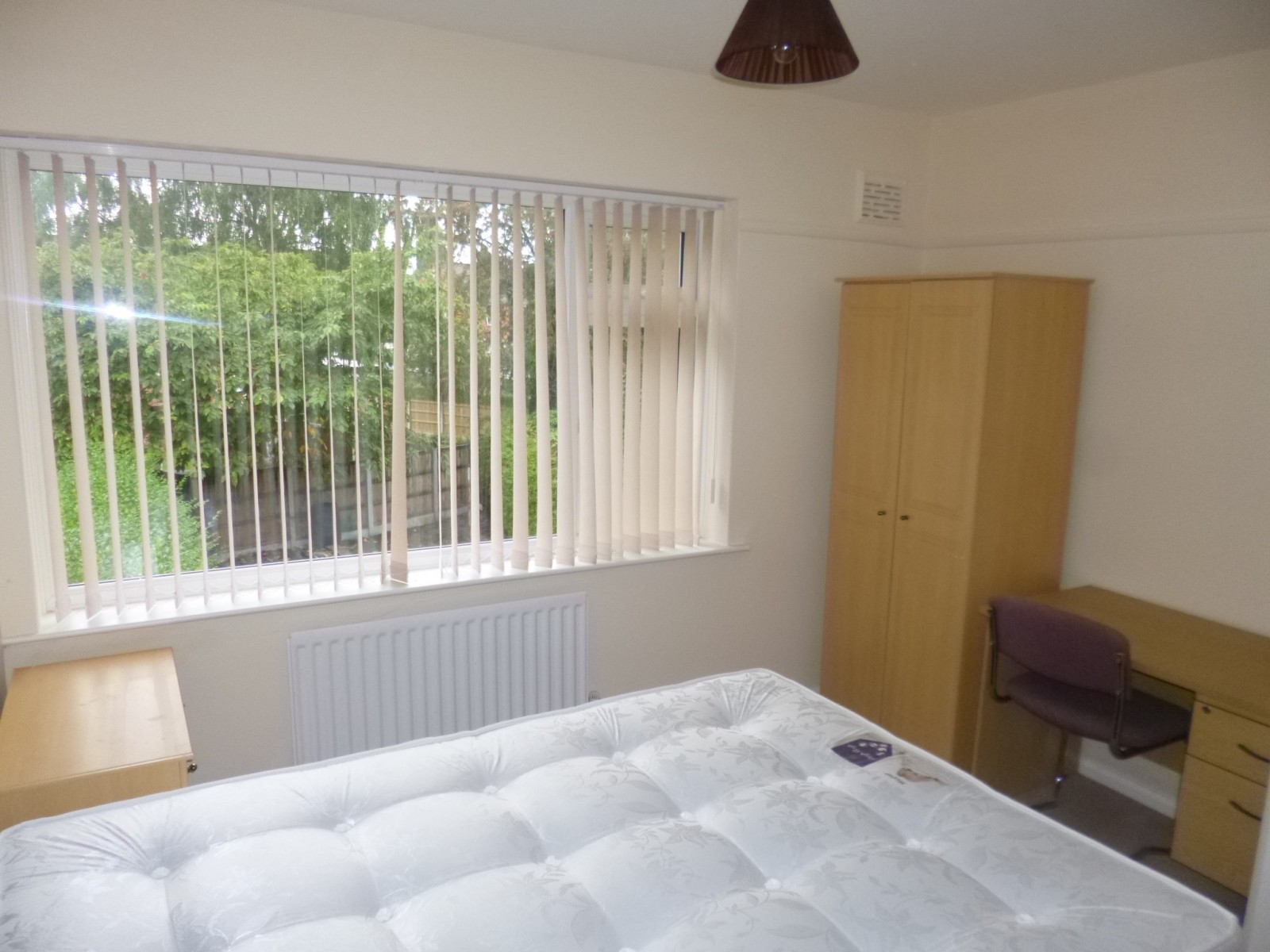 3 bed student house to rent on Radford Bridge Rd, Nottingham, NG8 1NN StuRents