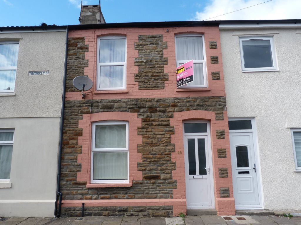 3 bed student house to rent on Treorchy Street, Cardiff, CF24 4JP