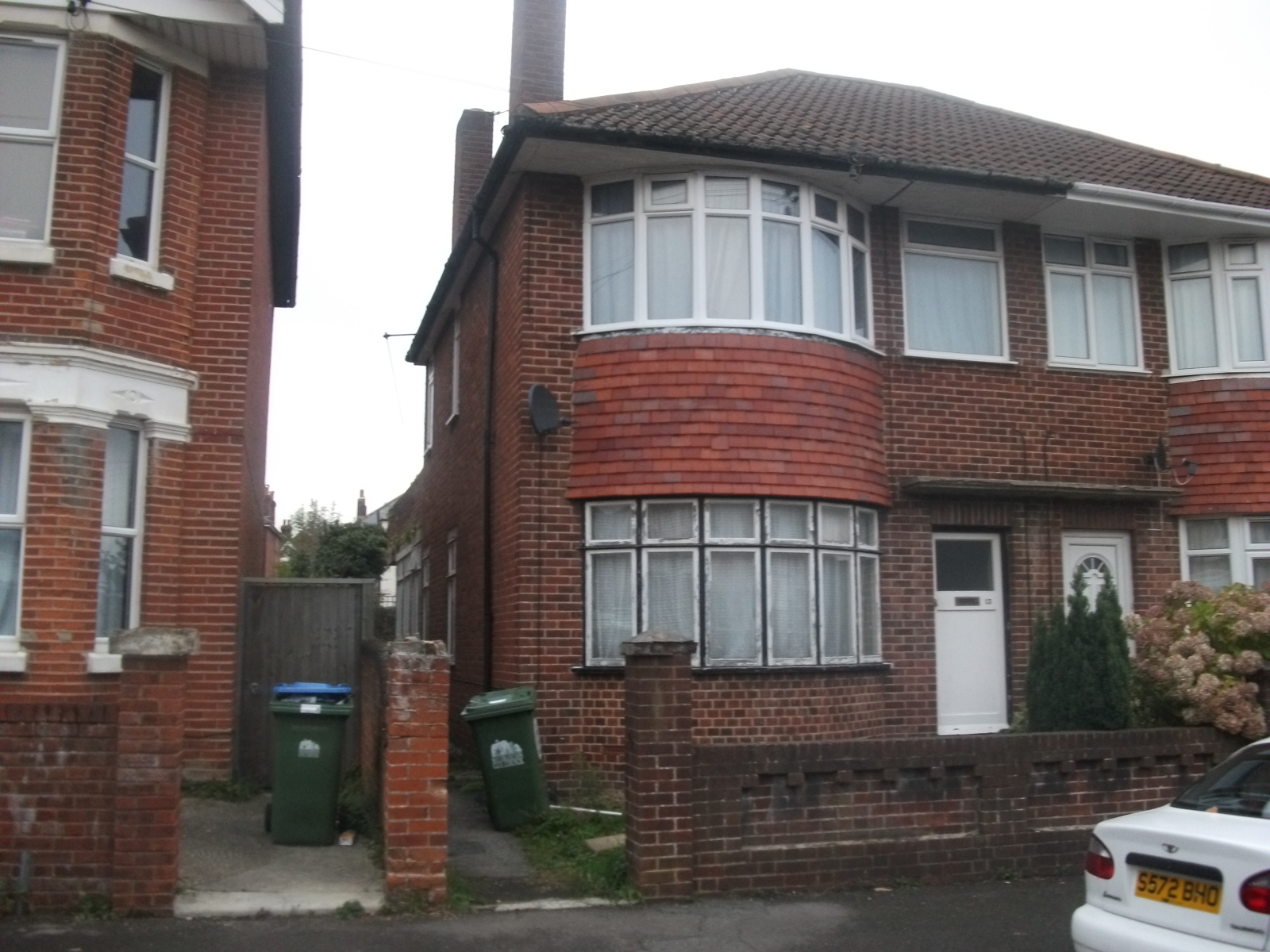 2 bed student house to rent on Holyrood Avenue, Southampton, SO17 1SH