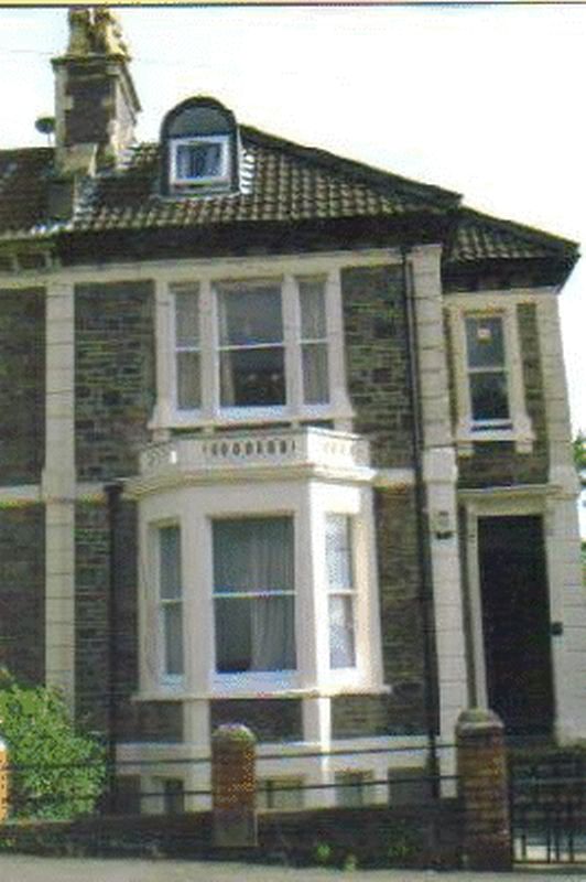 7 bed student house to rent on Cromwell Road, Bristol, BS6 5HA StuRents
