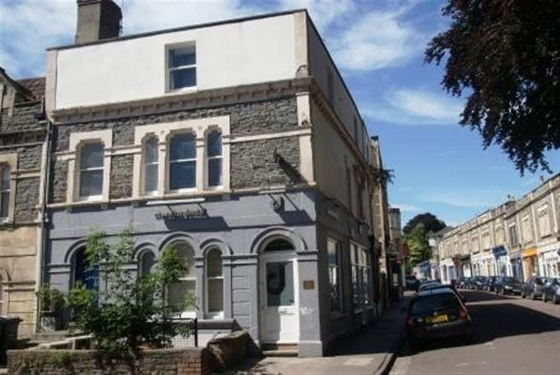 6 bed student house to rent on Chandos Road FF, Bristol, BS6 6PE StuRents