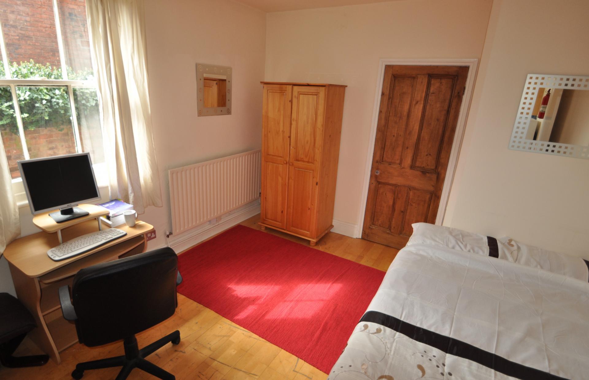 6 bed student house to rent on Zulla Road, Nottingham, NG3 5BY StuRents