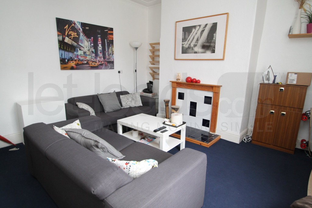 4 bed student house to rent on Methley Terrace, Leeds, LS7 3NL StuRents