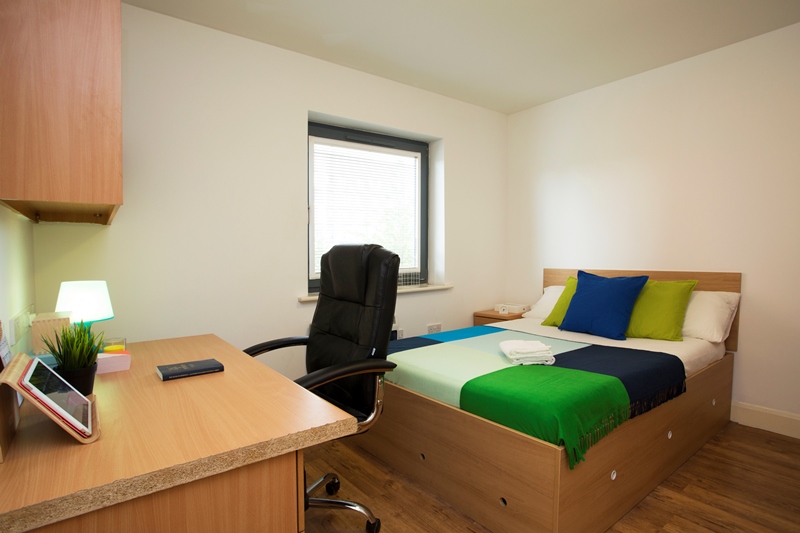 Student accommodation. ДМУ общежитие. Общага Альбион. Flat accommodation. Bede Hall accommodation Leicester DMU.