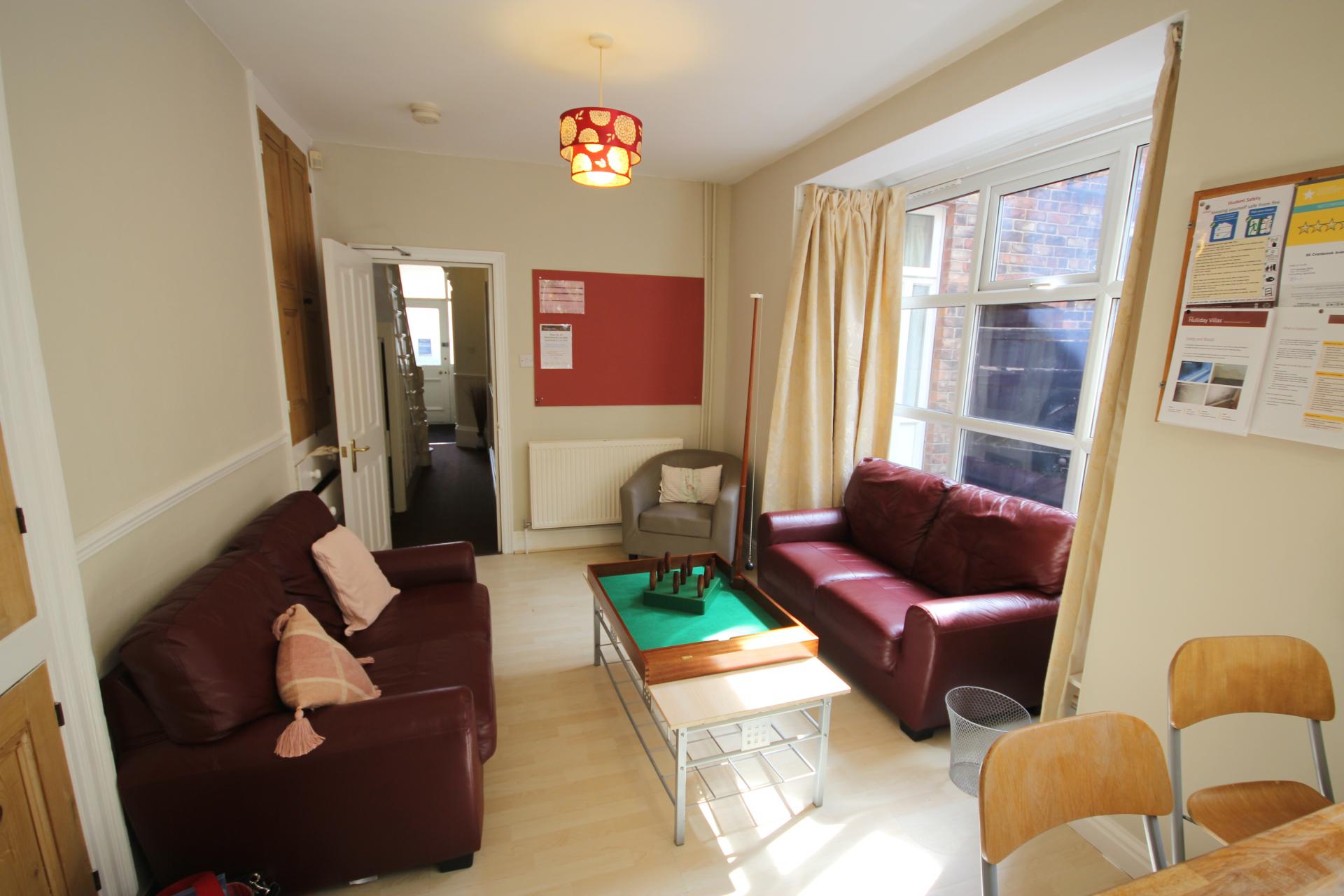 5 bed student house to rent on Cranbrook Avenue, Hull, HU6 7SR StuRents