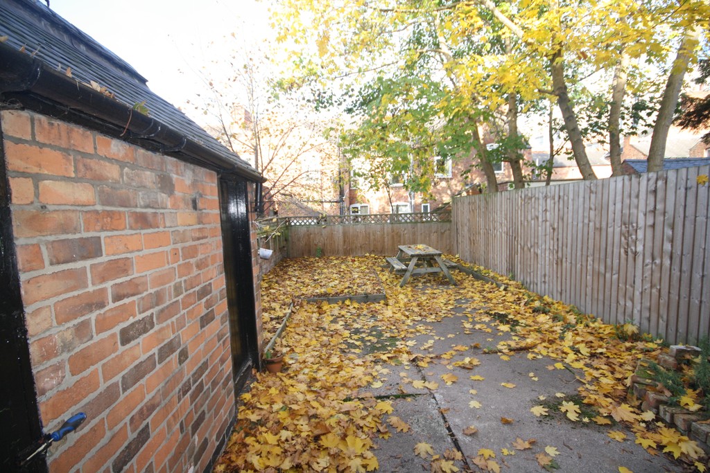 3 bed student house to rent on Briton Street, Leicester, LE3 0AA StuRents