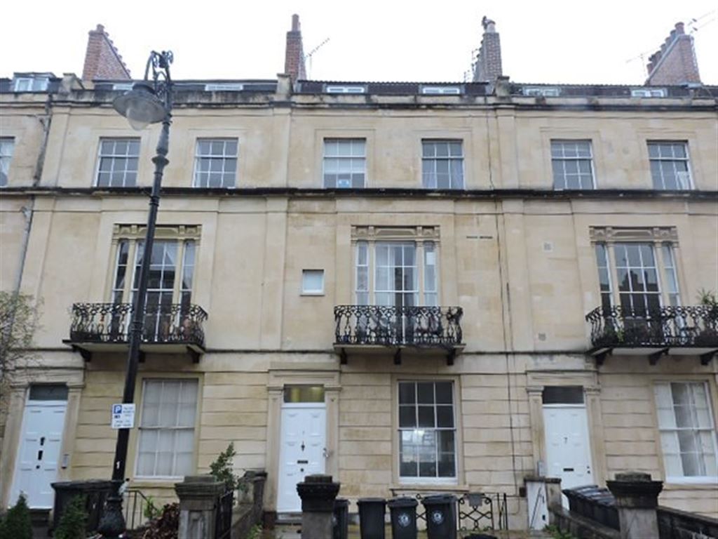 7 bed student house to rent on Westbourne Place, Bristol, BS8 1RZ