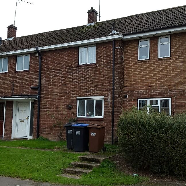 5 bed student house to rent on Roe Green Lane, Hatfield, AL10 0SJ StuRents