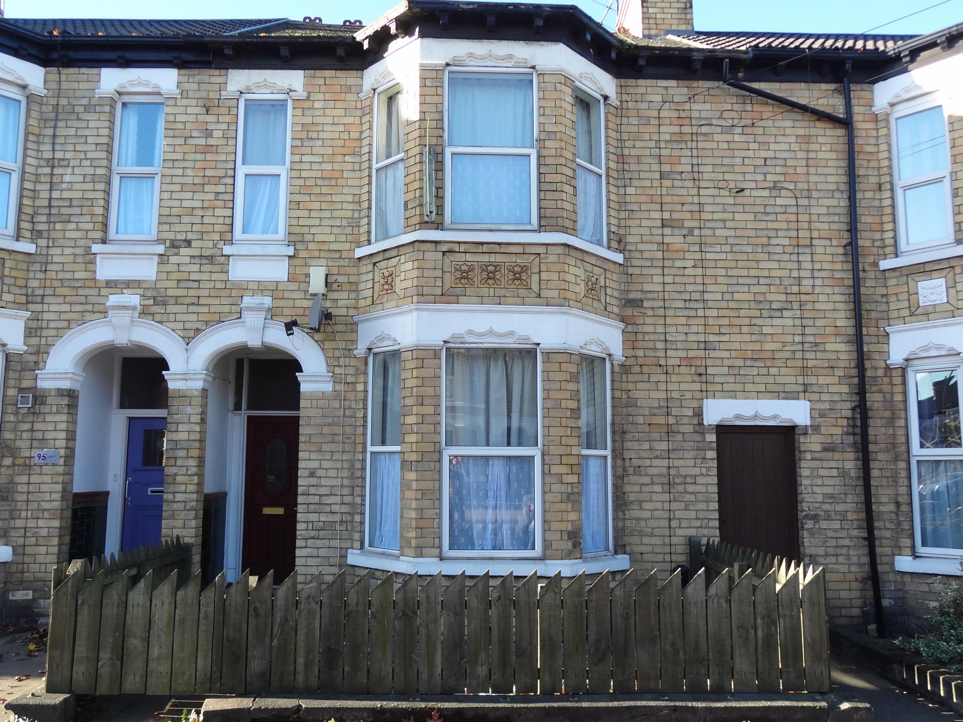 5 bed student house to rent on Cranbrook Avenue, Hull, HU6 7SR StuRents
