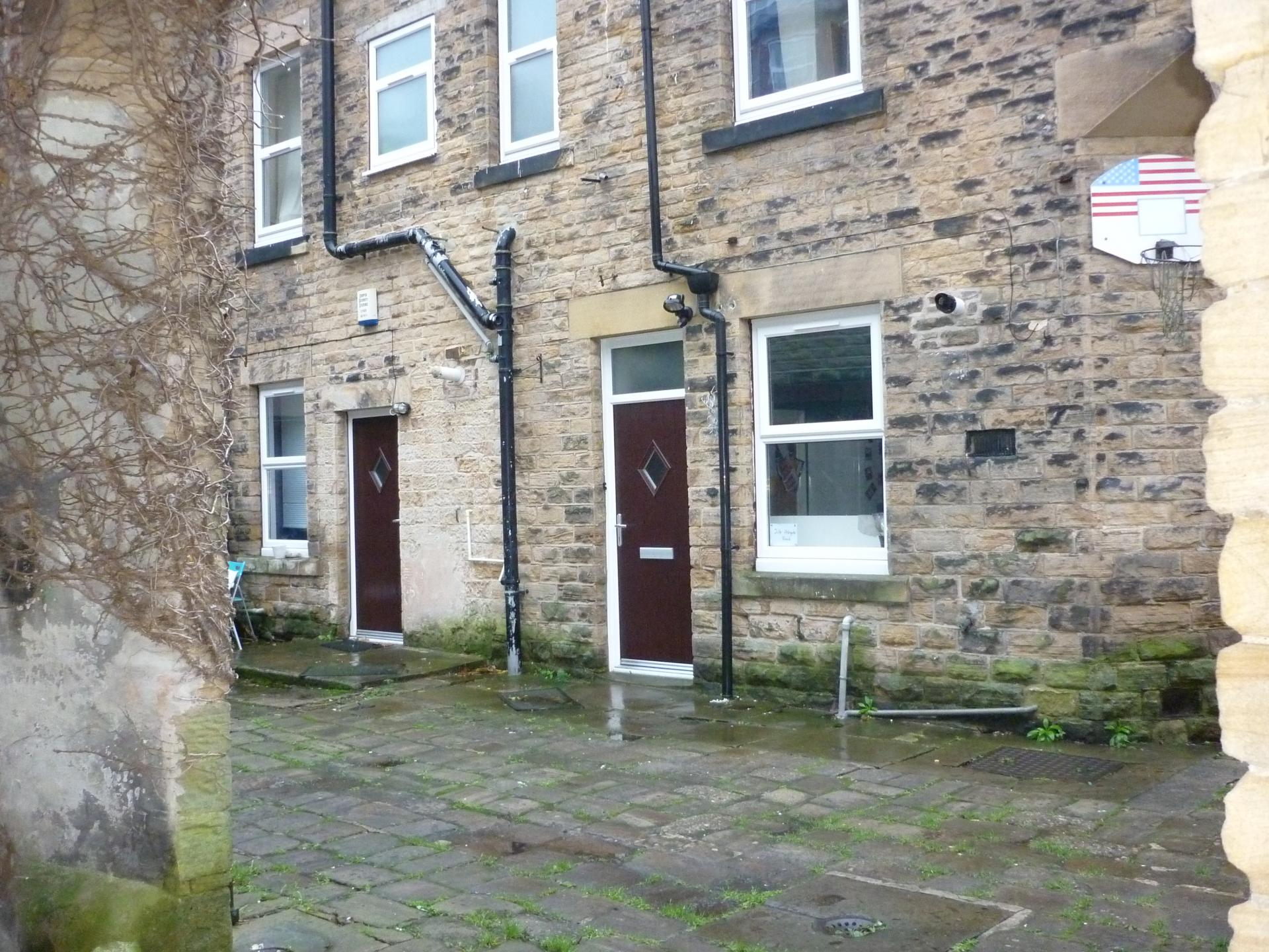 4 bed student house to rent on Ashgate Road, Sheffield, S10 3BZ StuRents