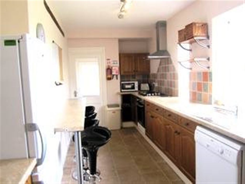 4 bed student house to rent on The Crescent, Heslington, YO10 5EF