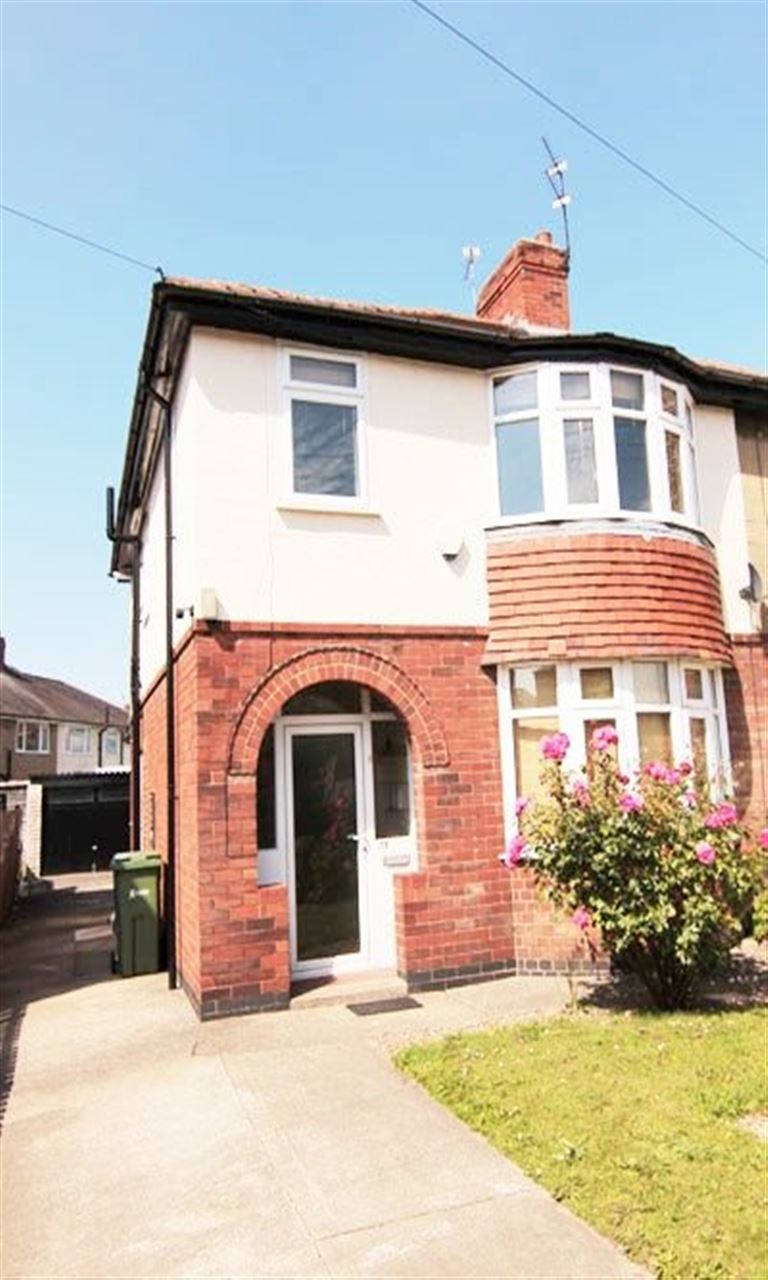 5 bed student house to rent on Hull Road, York, YO10 3JS StuRents