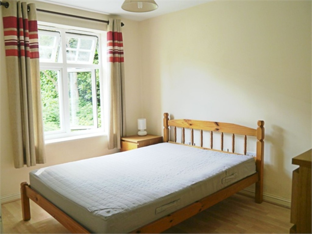 2 bed student house to rent on Boleyn Court, Nottingham, NG7 4GD StuRents