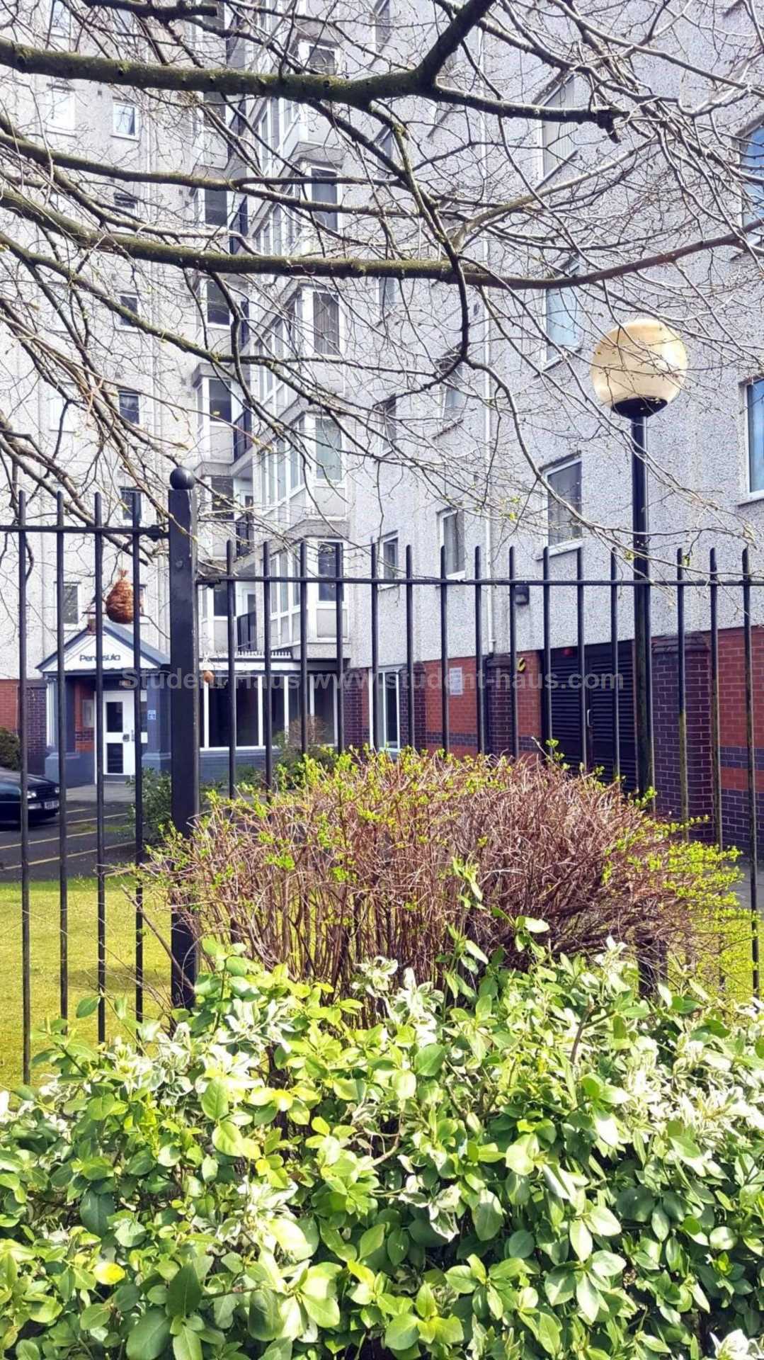 1 bed student house to rent on Kersal Way, Salford, M7 3FT StuRents