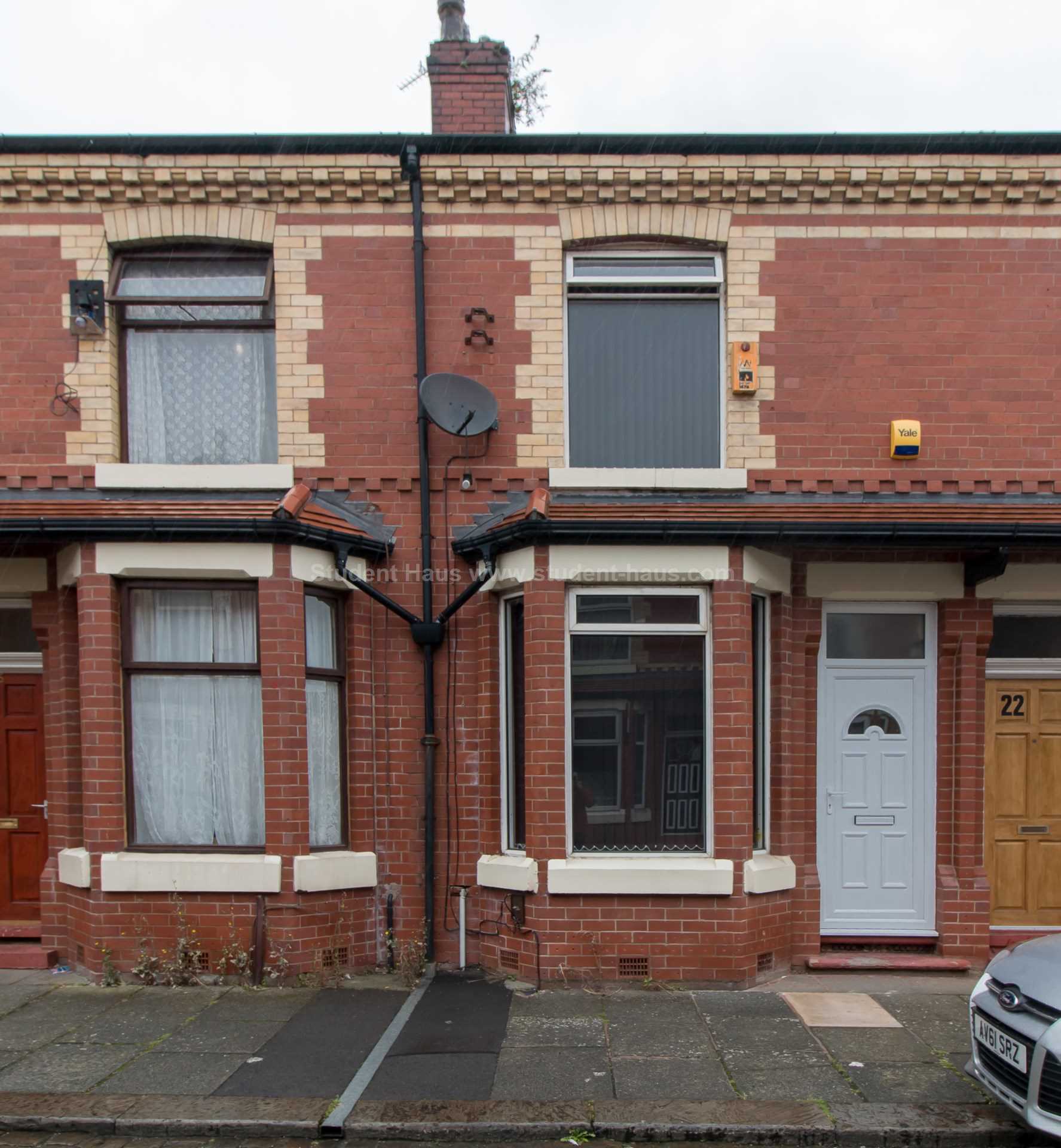 2 bed student house to rent on Welford Street, Salford, M6 6BB StuRents