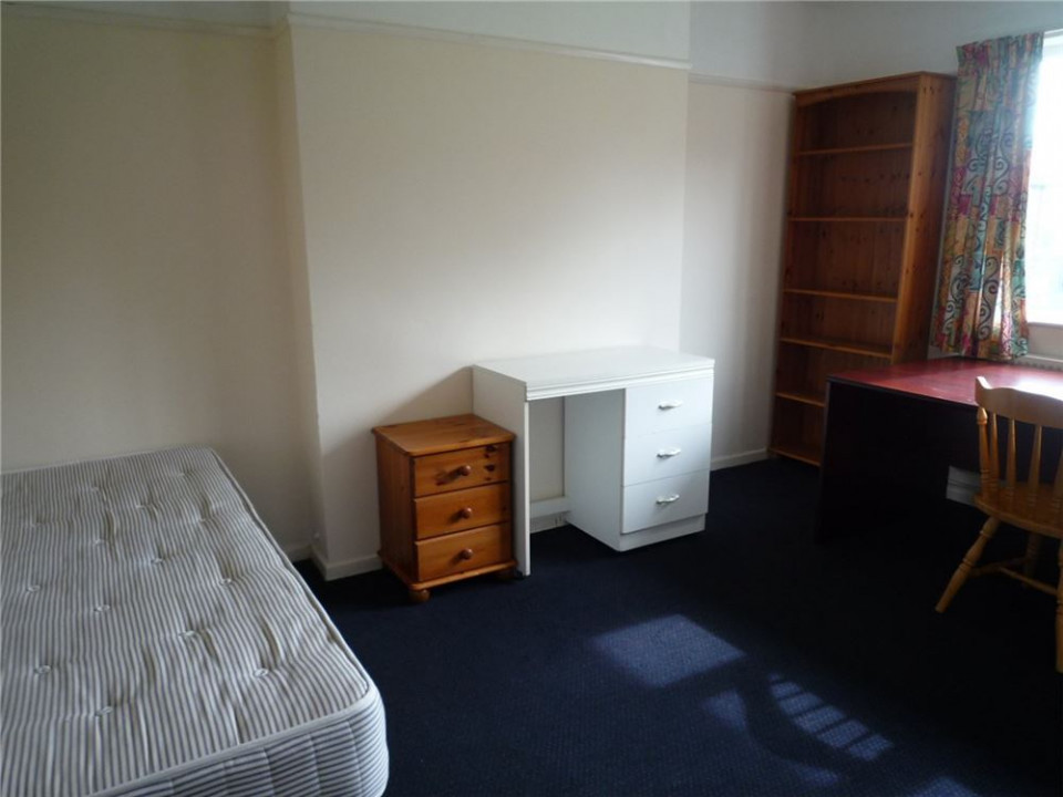 6 bed student house to rent on Arbury Rd, Cambridge, CB4 2JJ StuRents