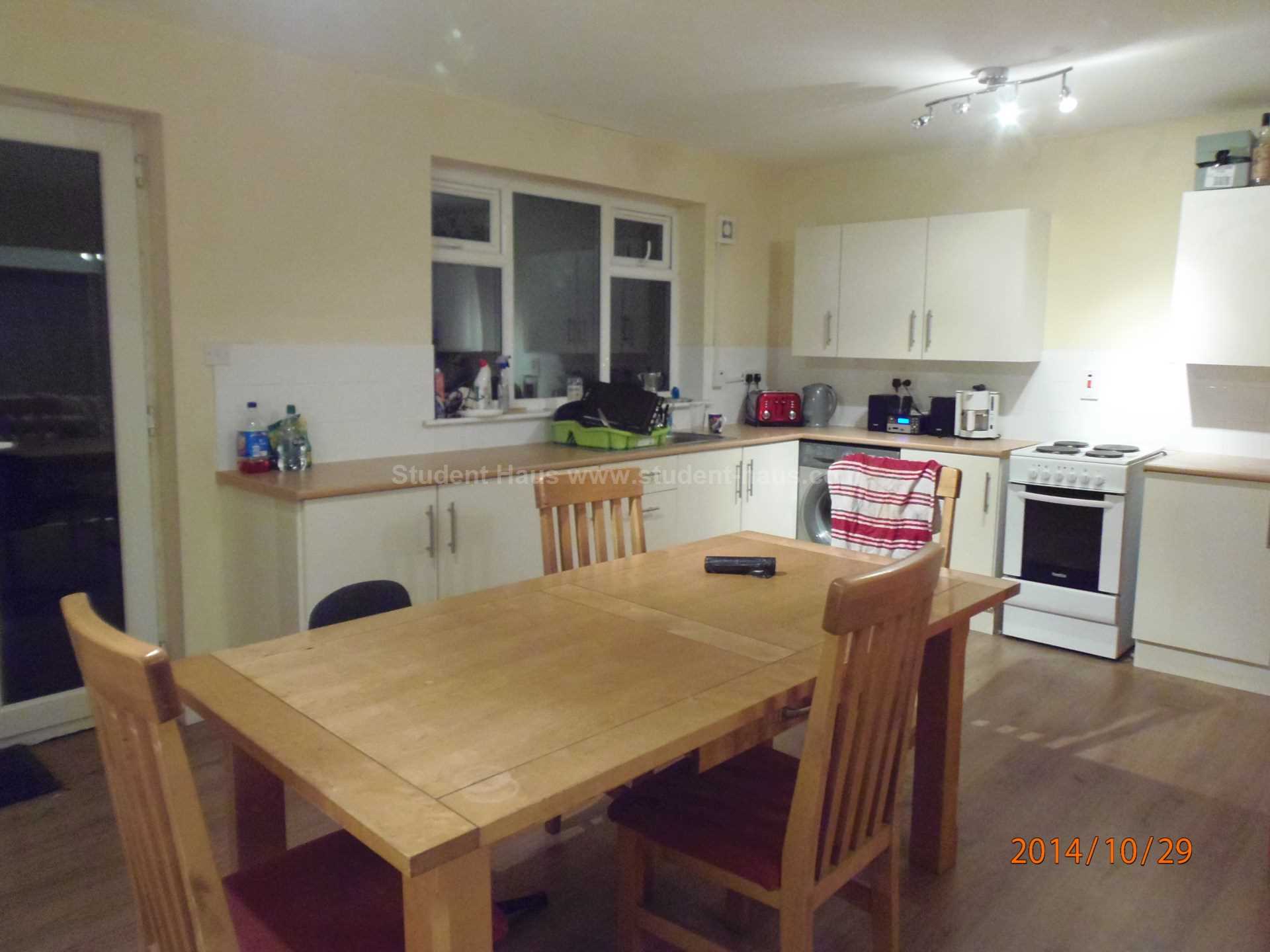 4 bed student house to rent on Mildred Street, Salford, M7 2HG StuRents