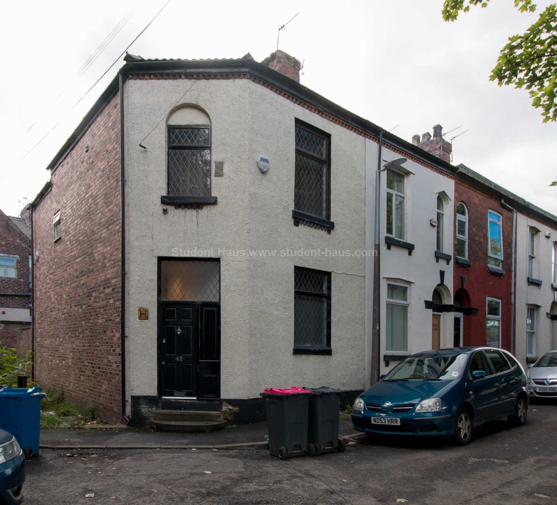 4 bed student house to rent on Strawberry Hill, Salford, M6 6AH StuRents