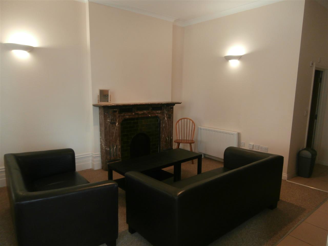2 bed student house to rent on Hulse Road, Southampton, SO15 2TT StuRents