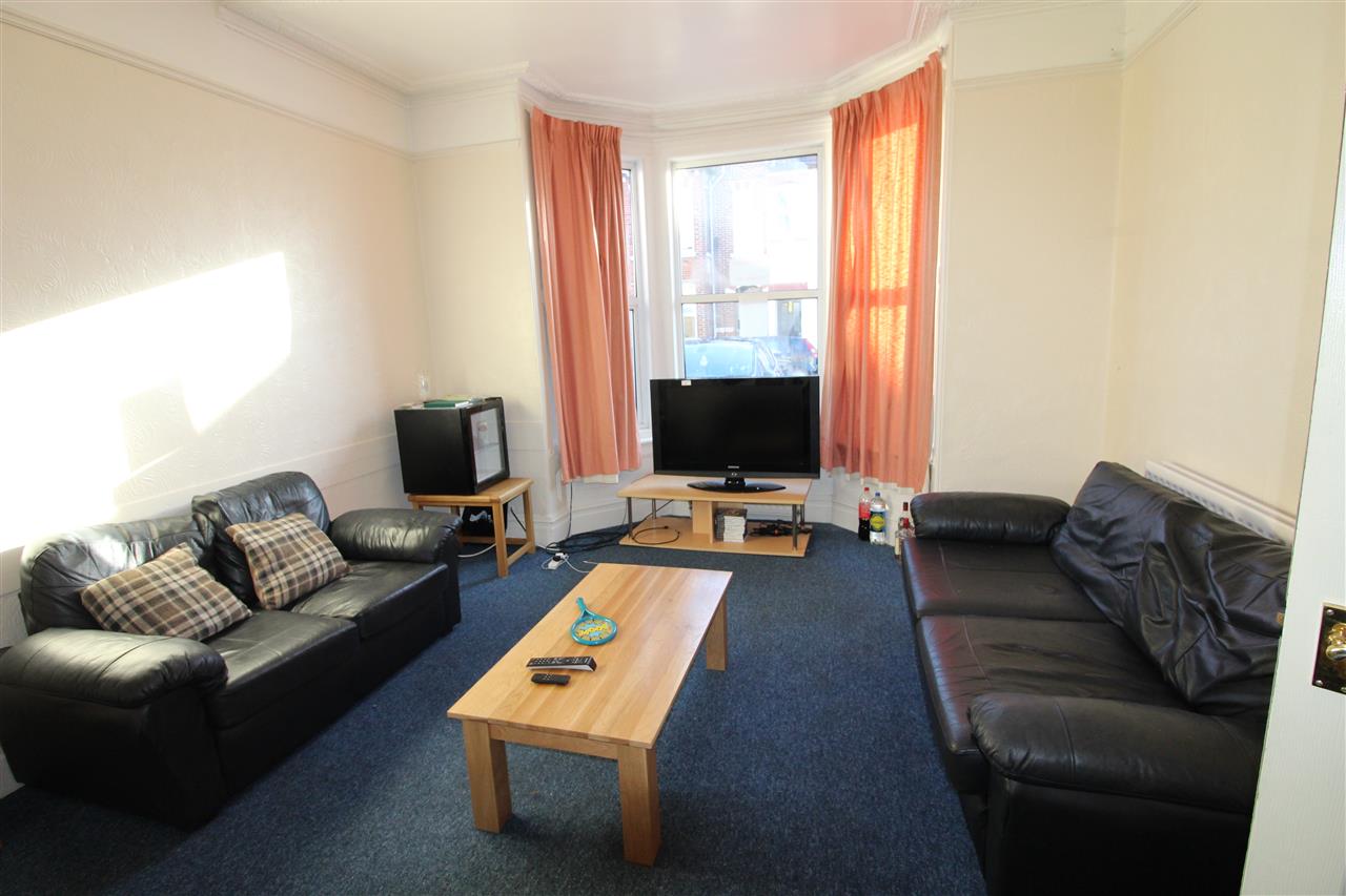 7 bed student house to rent on The Polygon, Southampton, SO15 2BP