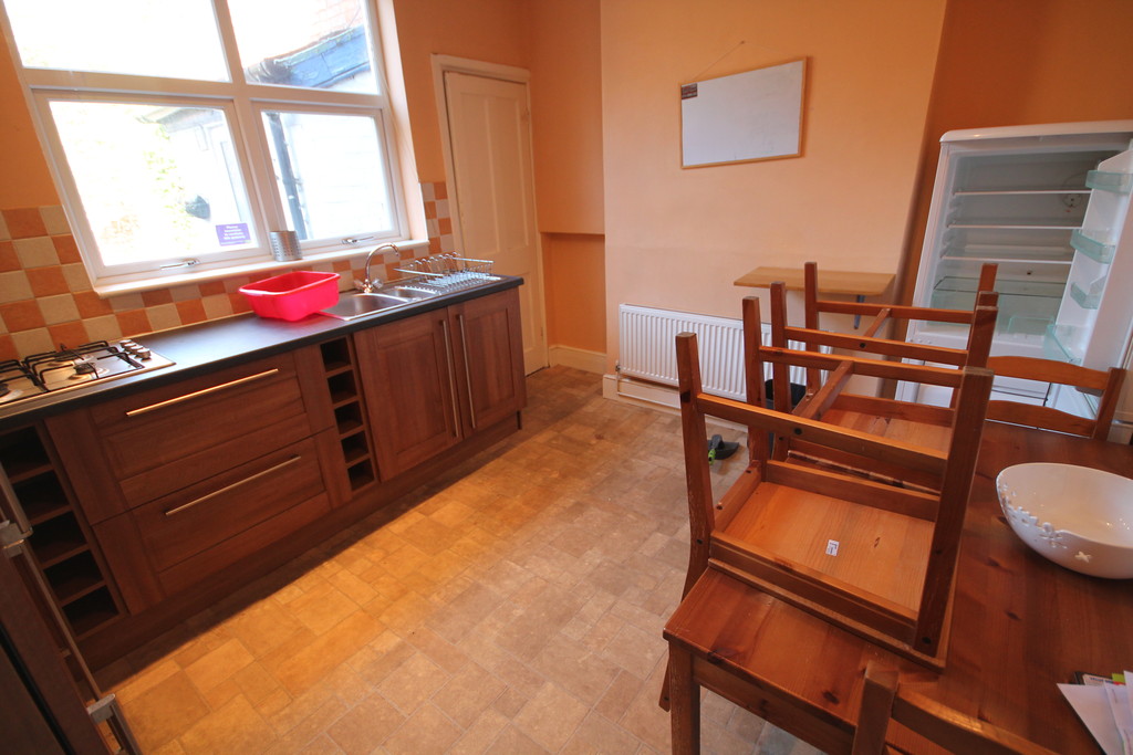 4 bed in Leicester Upperton Road StuRents