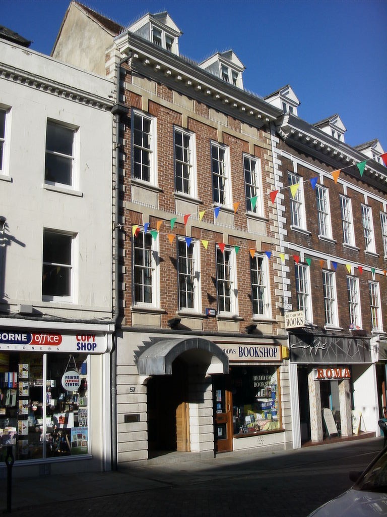 12 bed student house to rent on Westgate Street, Gloucester, GL1 2NW