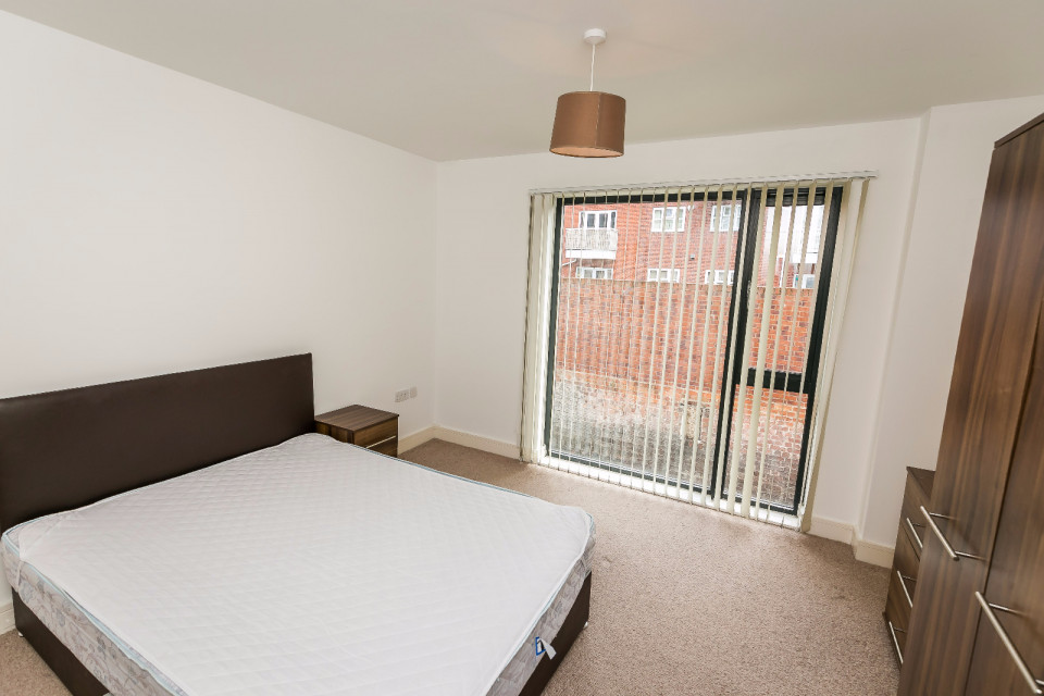 2 bed student house to rent on Sefton Street, Liverpool, L8 6UD StuRents