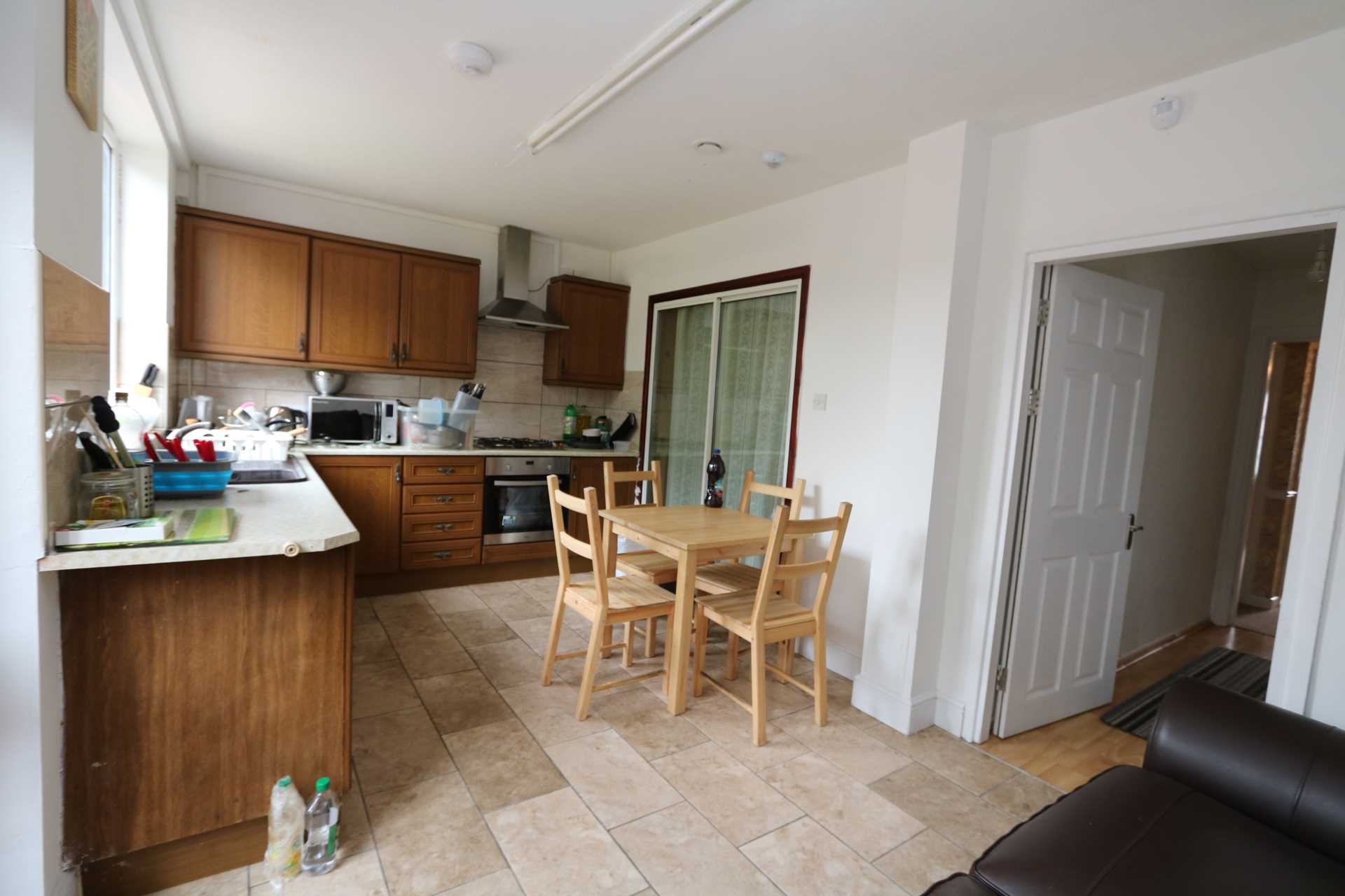 5 bed student house to rent on Walsgrave Road, Coventry, CV2 4BE StuRents