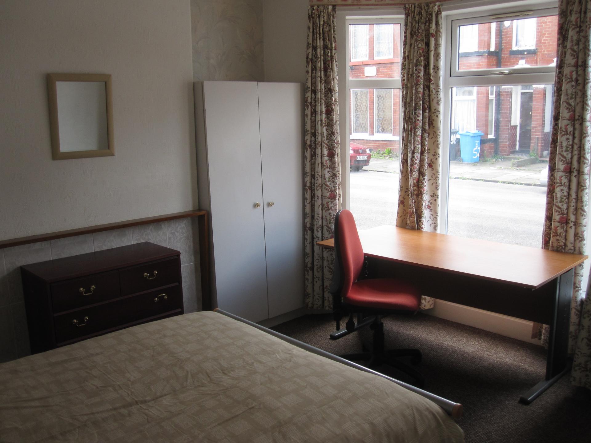 3 bed student house to rent on Hardy Street, Hull, HU5 2PL StuRents