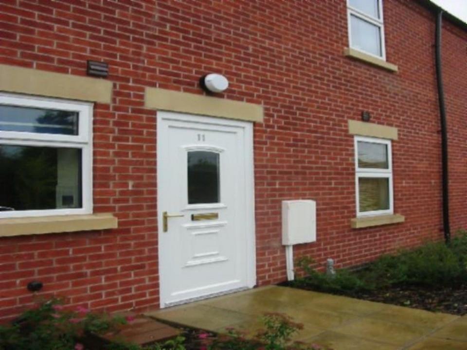 2 bed student house to rent on Carlton Close, Loughborough, LE11 5DY