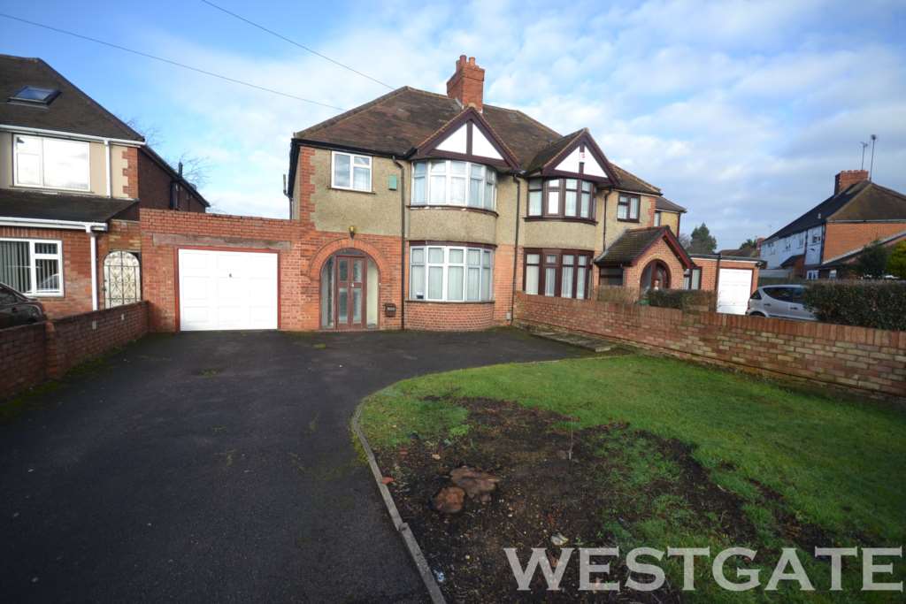 4 bed student house to rent on Culver Lane, Earley, RG6 1DU StuRents