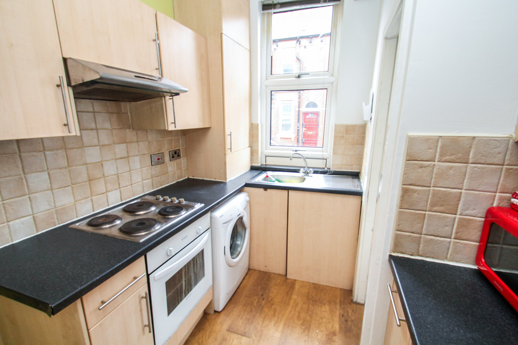 Student studio flat to rent on Kelsall Road, Leeds, LS6 1QZ StuRents