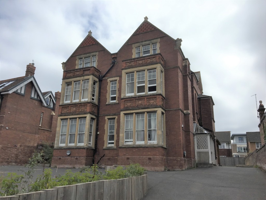 Student studio flat to rent on Spicer Road, Exeter, EX1 1SX StuRents