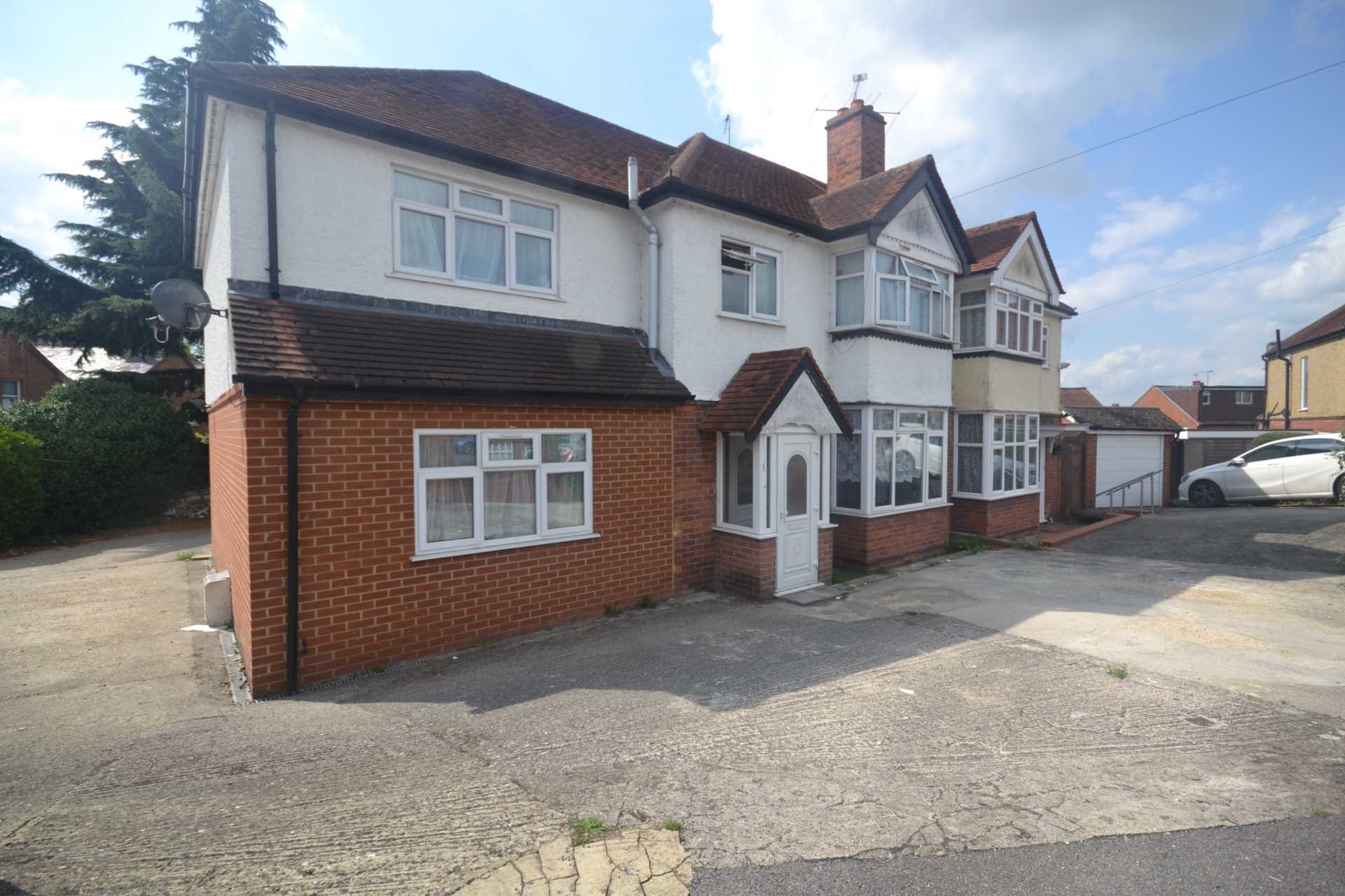 6 bed student house to rent on Clent Road, Reading, RG2 0ES StuRents