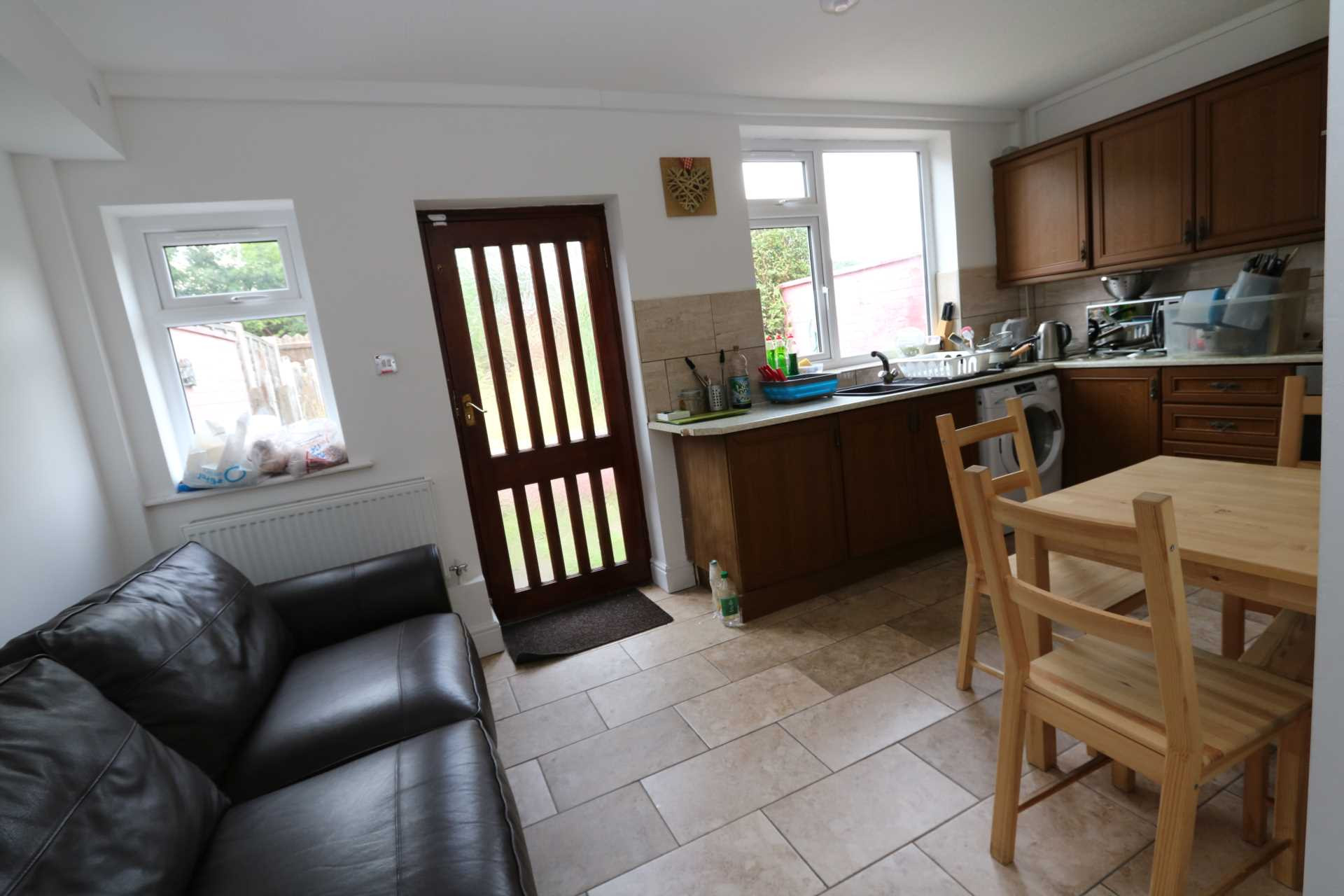 5 bed student house to rent on Walsgrave Road, Coventry, CV2 4BE StuRents