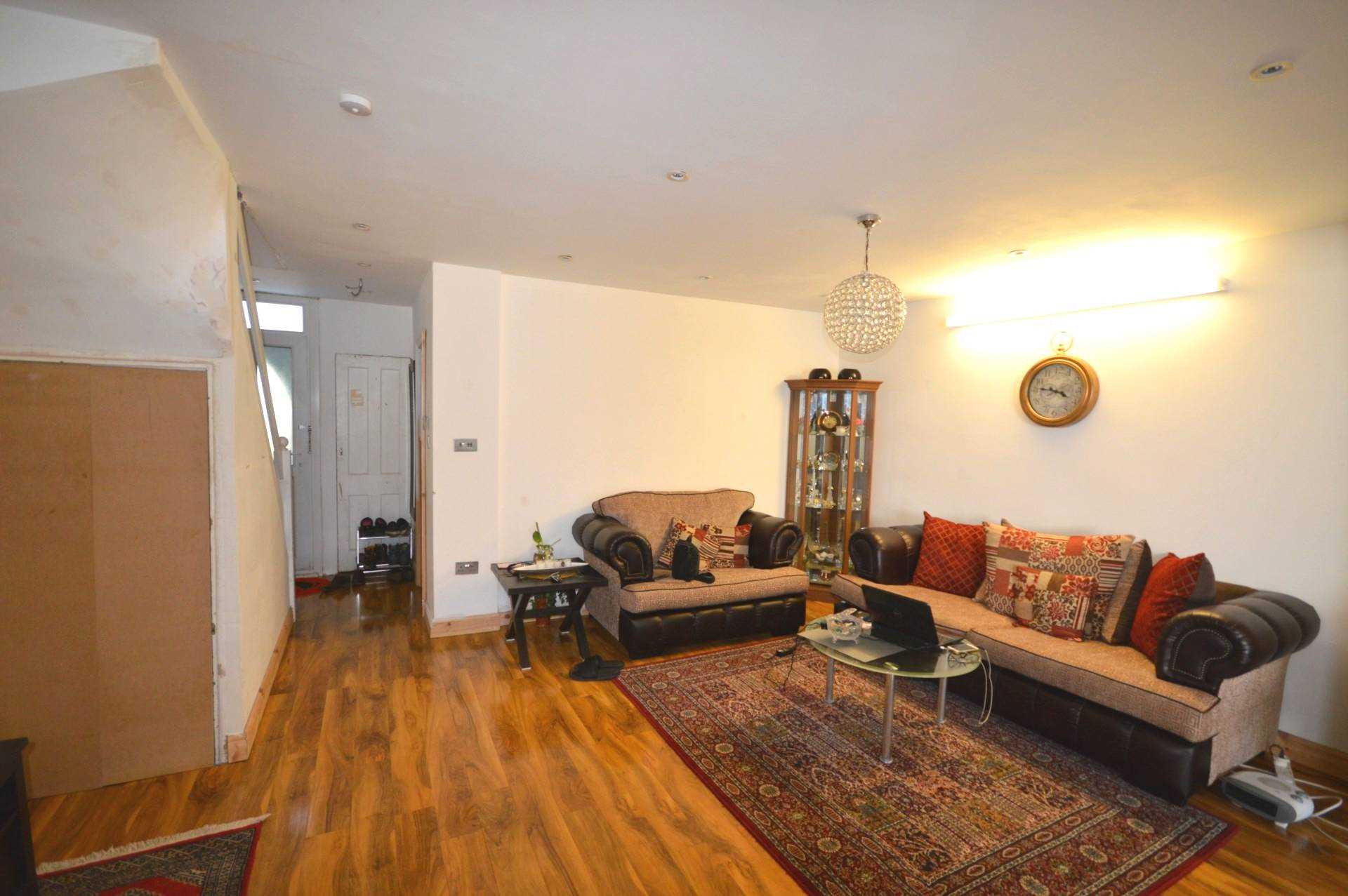 4 bed student house to rent on Polesworth Road, Chelmsford, RM9 6AH